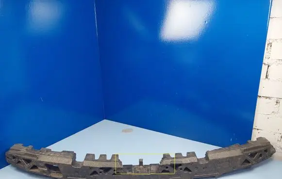 Front bumper foam support bar