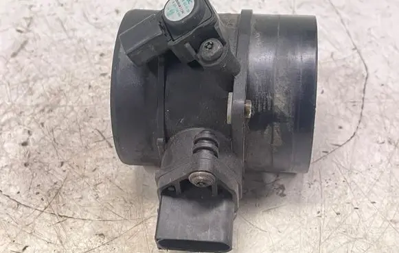 Mercedes-Benz C W204 Mass air flow meter A6460940048 0281002535 A6460940047