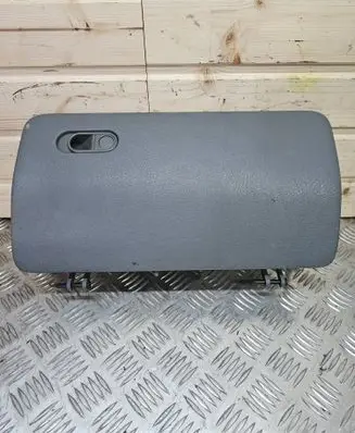Peugeot 806 Glove box 