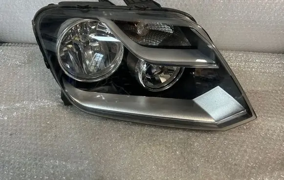 Volkswagen Amarok Headlight/headlamp