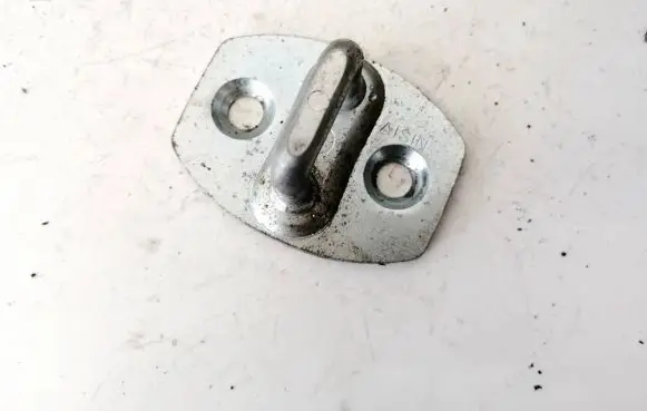 Toyota Auris 150 Front door lock loop/hook striker 