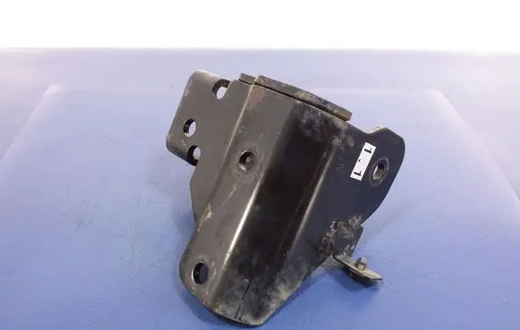 Hyundai Getz Engine mount vacuum valve 