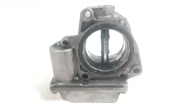 Volkswagen Golf V Throttle valve 03G128063C