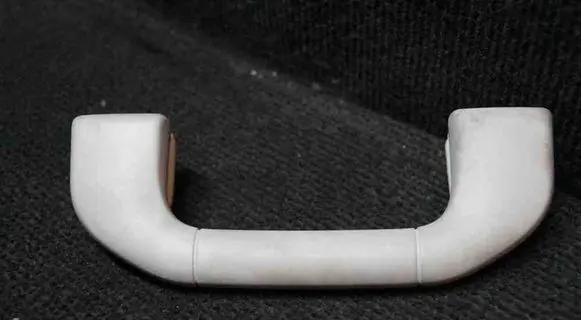 Mercedes-Benz E W212 Front interior roof grab handle A2048100051