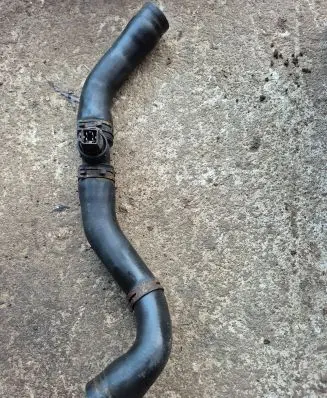 Ford Galaxy Engine coolant pipe/hose 3232t Pa66gf20