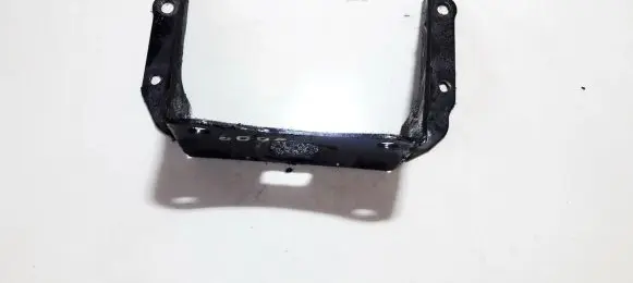 Skoda Fabia Mk1 (6Y) Engine mounting bracket