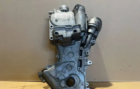 Volkswagen Touran II Timing chain cover 03C109211G