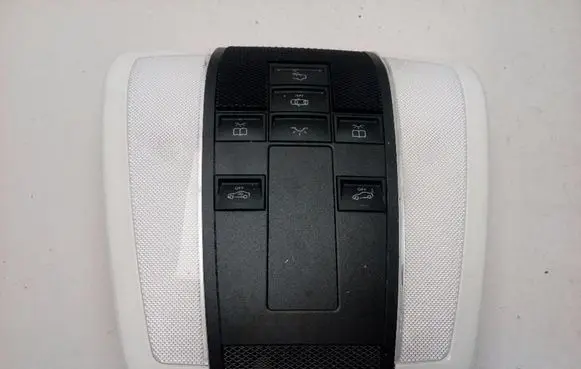 Mercedes-Benz C AMG W204 Other interior light A2049063002 AK215