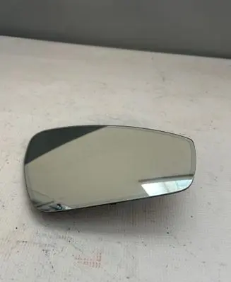 Audi Q4 Sportback e-tron Wing mirror glass 89B857536