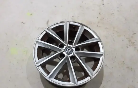 R16 alloy rim
