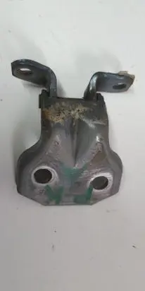 Subaru Forester SH Front door lower hinge 