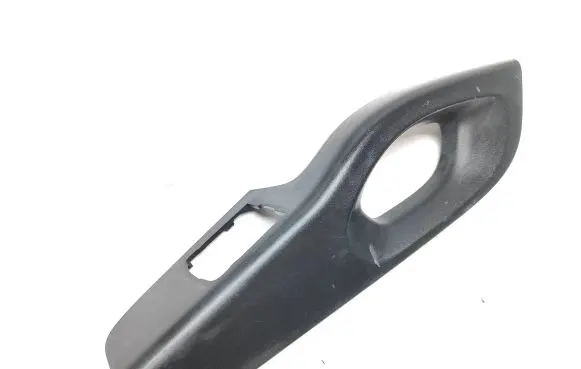 Nissan NV300 Other front door trim element 809606183R