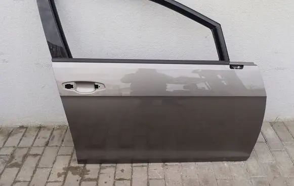 Volkswagen Golf VII Front door LA7N