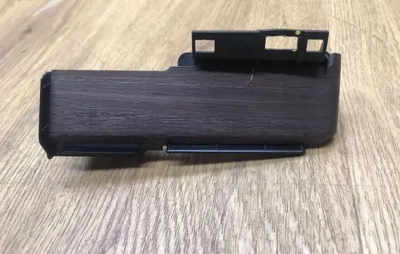 Land Rover Discovery 5 Front door trim bar HY32046A62