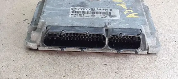 Audi A3 S3 8L Engine control unit/module 06A906018BS 0261204950