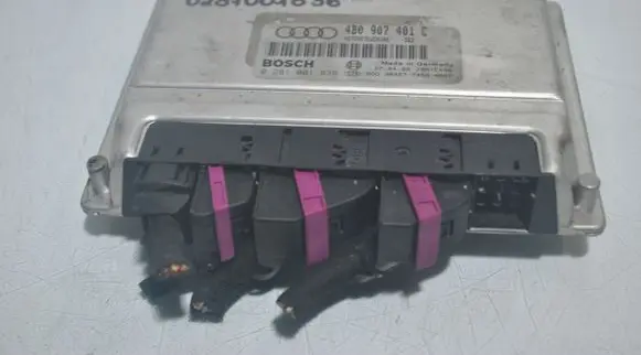 Audi A6 S6 C5 4B Engine control unit/module 4B0907401C