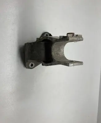 Volvo XC60 Engine mount bracket 31339951
