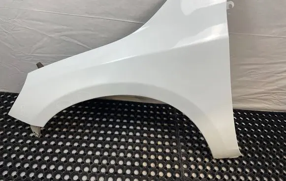 Volvo V60 Fender