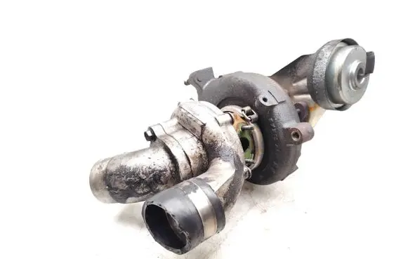 Lexus IS 220D-250-350 Turbo 17201-26011