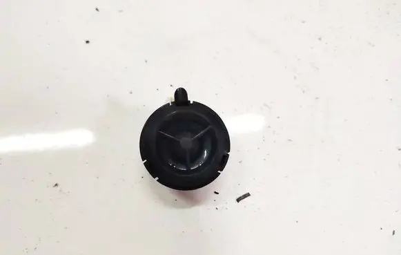 Mitsubishi Grandis Front door speaker mr986377