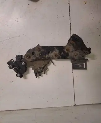 Ford C-MAX II Rear door lower hinge