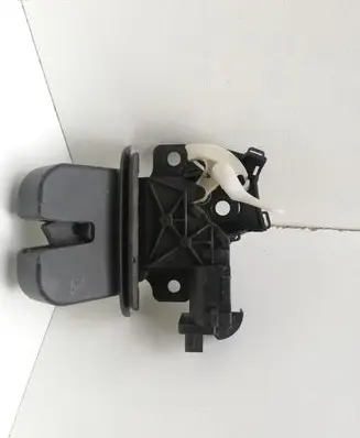 Audi Q7 4L Tailgate/trunk/boot lock/catch/latch 8P4827505C 4L0827520