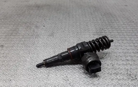 Ford Galaxy Fuel injector 038130073AC