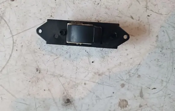Mitsubishi Outlander Electric window control switch MR587944