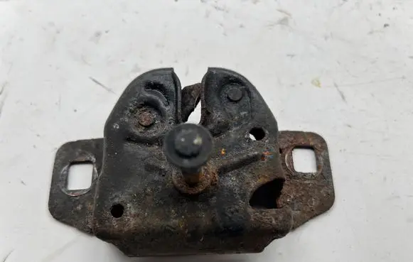 Chrysler Grand Voyager V Engine bonnet/hood lock/catch