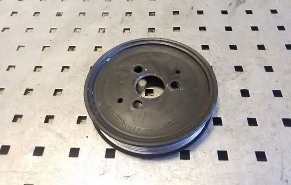 Audi A4 S4 B8 8K Power steering pump pulley 059145255C
