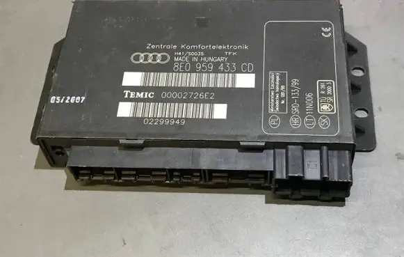 Audi A4 S4 B7 8E 8H Comfort/convenience module 8E0959433CD 00002726E2