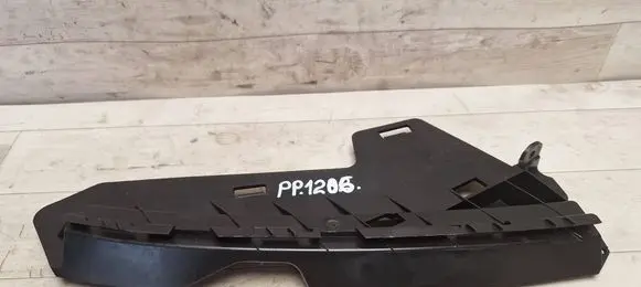 Volvo V70 Front bumper mounting bracket 30796388