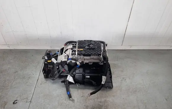Maserati Levante Hybrid / electric car battery 670155060 65776534 65766826