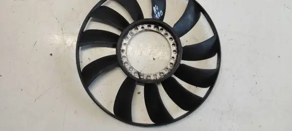 Audi A4 S4 B5 8D Fan impeller 058131B01