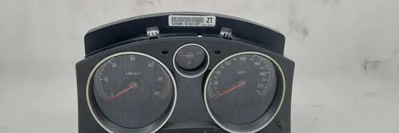 Opel Zafira B Speedometer (instrument cluster) 13225980 SW6607
