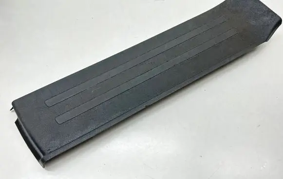 Nissan e-NV200 Front sill trim cover 76952-BJ00A