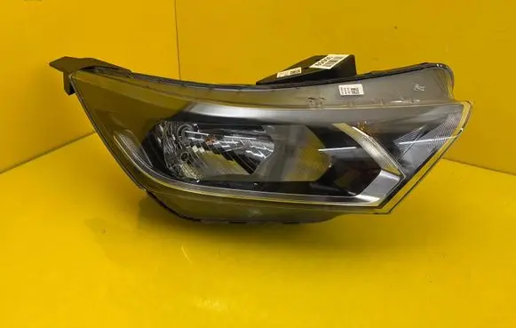 Hyundai i20 (BC3 BI3) Headlight/headlamp 92102-Q0000