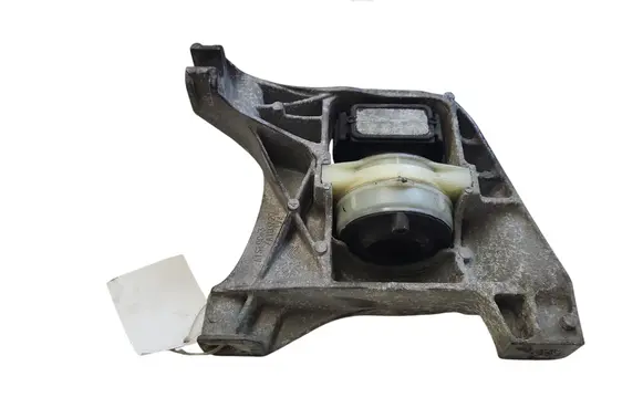 Peugeot 308 Engine mount bracket 4A103720