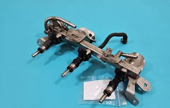 Renault Captur Fuel injector 175201470R IMPRK1462500