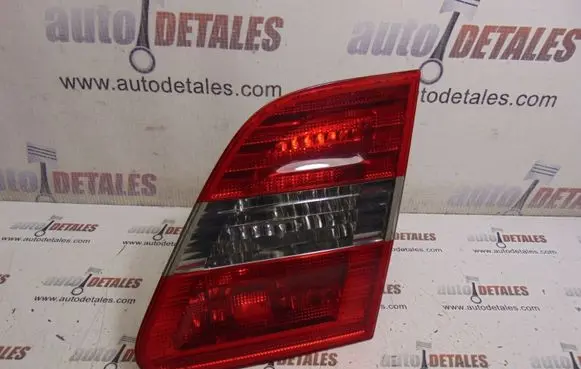 Mercedes-Benz B W245 Tailgate rear/tail lights A1698201664