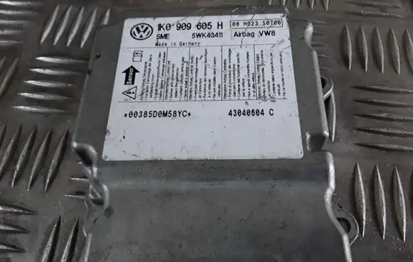 Volkswagen Golf V Airbag control unit/module 1K0909605H 5WK43411