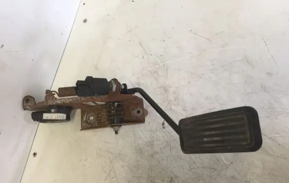 Mazda 6 Accelerator throttle pedal