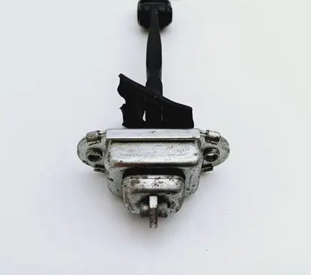 Skoda Octavia Mk2 (1Z) Front door check strap stopper 1Z0837249