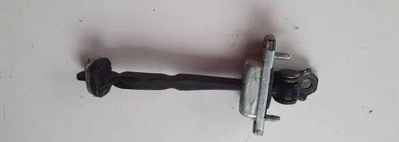 Opel Mokka Front door check strap stopper