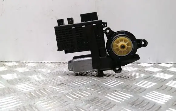 Citroen C4 Grand Picasso Front door window regulator motor 9682495680