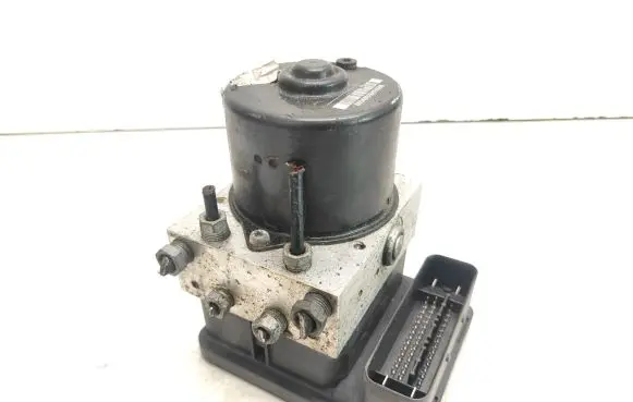 Ford Focus ABS Pump 10096001363 3M512C405CA