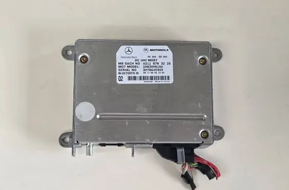 Mercedes-Benz CLS C219 Bluetooth control unit module A2118703226