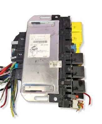 Mercedes-Benz S W220 Fuse module 05045110 A0205451732