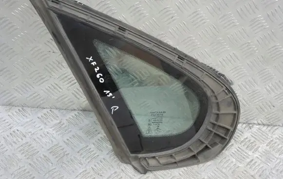 Jaguar XF X250 Front triangle window/glass 