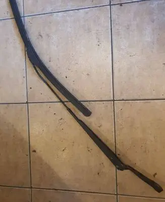 Volkswagen Golf IV Front wiper blade arm 183323 096076 AL226